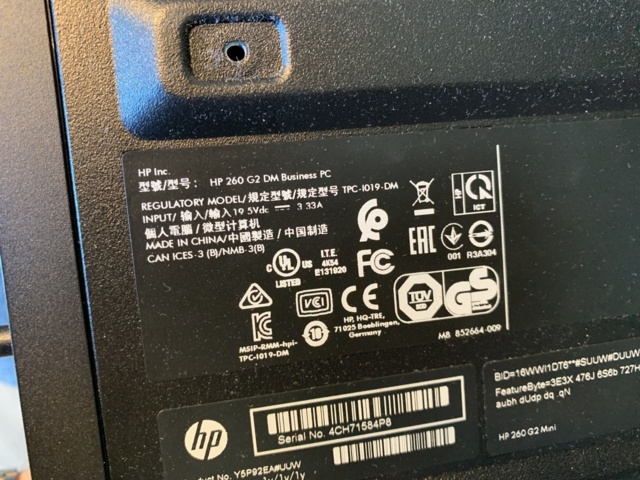 992874-5 Office furniture: electric adjustable desk, office chair, computer with 2 screens