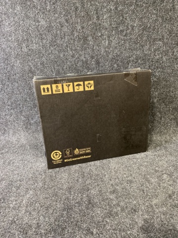 1019316-3 Gaming laptop with 12th Gen. i7 CPU & RTX 3060 Razer Razer Blade 15 (RZ09-0421END3-R3N1)