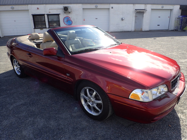 998510-3 Volvo C70 Cabriolet 2.4 T - 2001