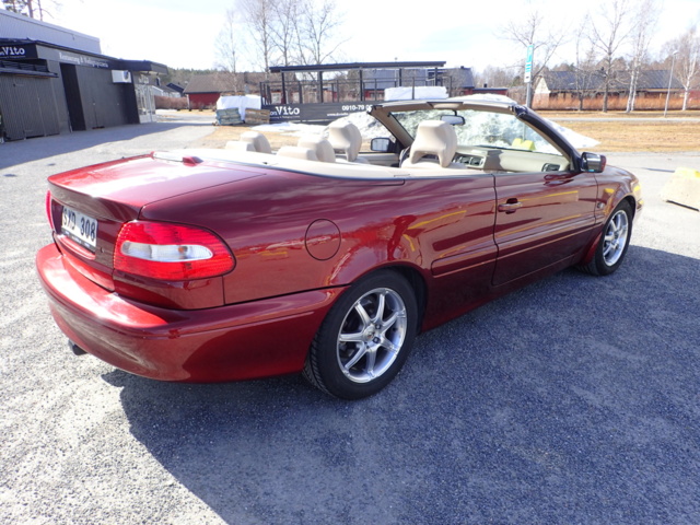 998510-5 Volvo C70 Cabriolet 2.4 T - 2001