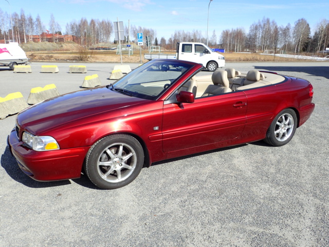 998510-6 Volvo C70 Cabriolet 2.4 T - 2001