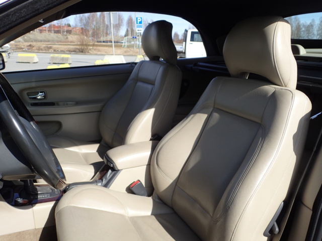 998510-62 Volvo C70 Cabriolet 2.4 T - 2001