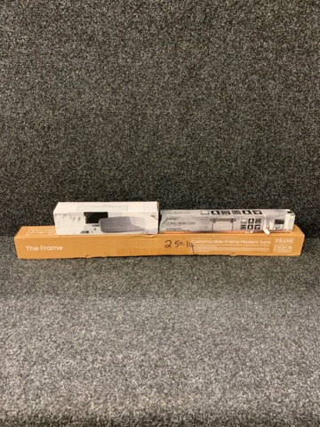 1021981-4 Sortiment med hemelektronik