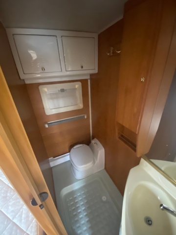 1022495-23 Caravan Cabby 58 -2003