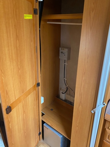 1022495-26 Caravan Cabby 58 -2003