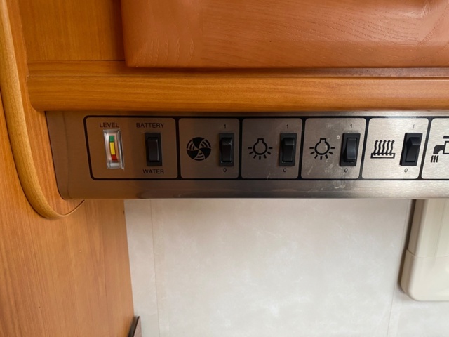 1022495-40 Caravan Cabby 58 -2003