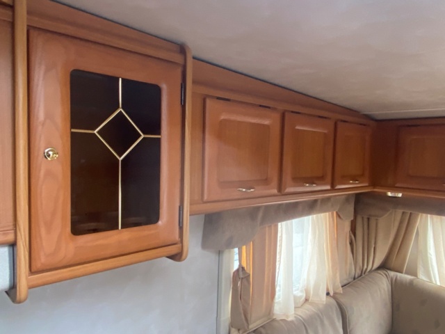 1022495-38 Caravan Cabby 58 -2003