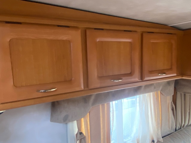 1022495-45 Caravan Cabby 58 -2003