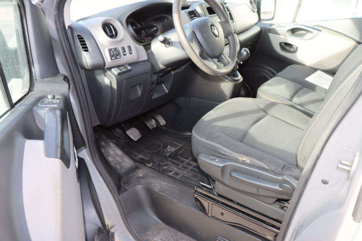 1017925-4 Renault Trafic Combi 2.7t 1.6 dCi - 2016