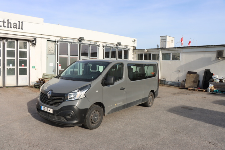 1017925-29 Renault Trafic Combi 2.7t 1.6 dCi - 2016