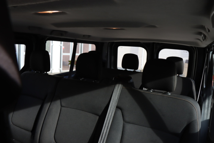 1017925-25 Renault Trafic Combi 2.7t 1.6 dCi - 2016