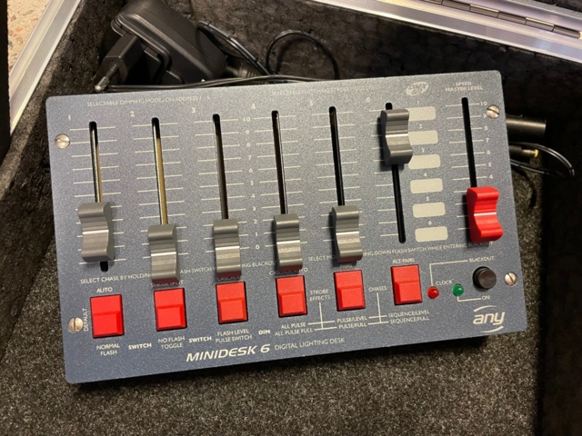 1019085-2 Anytronics Dimmer Minidesk 6