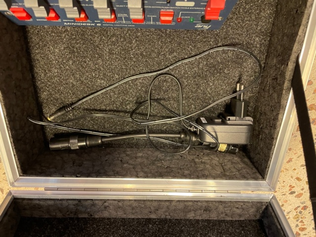 1019085-6 Anytronics Dimmer Minidesk 6