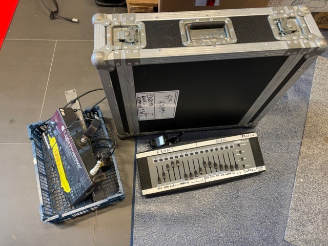 1019960-1 BOSE ENTERO Rack + DSP