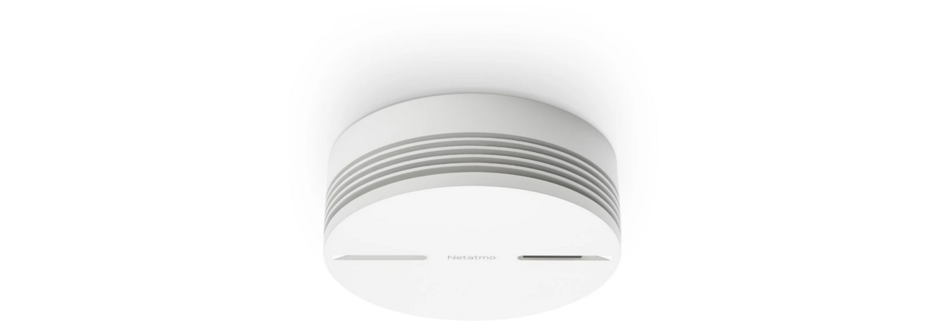 1021986-5 1pc Smart plug Philips Hue EU & 1pc Netatmo Smart Smoke Alarm