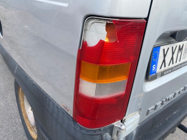 1020024-27 Peugeot Expert 2.0 HDi -2006