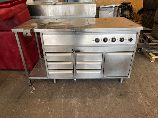897958-1 Heating cabinet with 6 drawers and 1 cabinet and well with heat