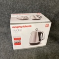 1021309-2 1st Vattenkokare Morphy Richards 1,5L & 1st Stavmixer Clatronic 180w