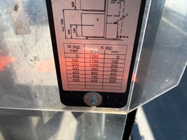 704113-9 Truck BT SPE125L Led Stacker - 2011