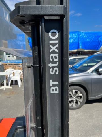 704113-14 Truck BT SPE125L Led Stacker - 2011