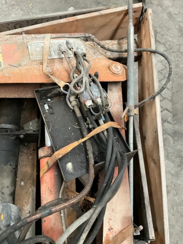 1001936-2 Hiab Crane for flatbed truck