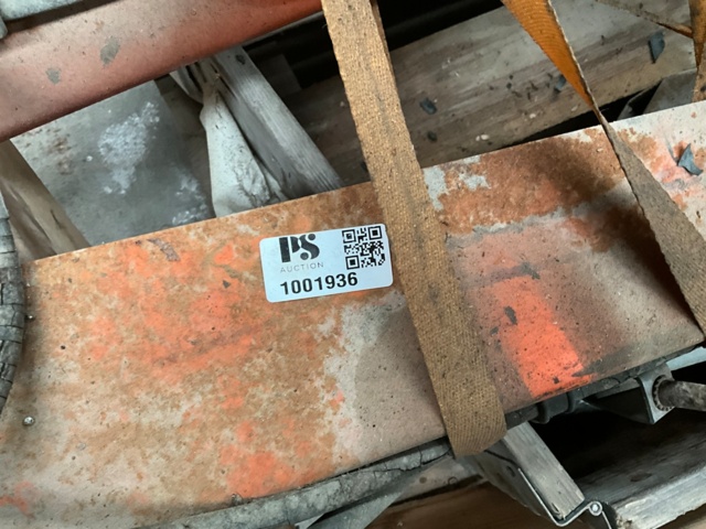 1001936-8 Hiab Crane for flatbed truck