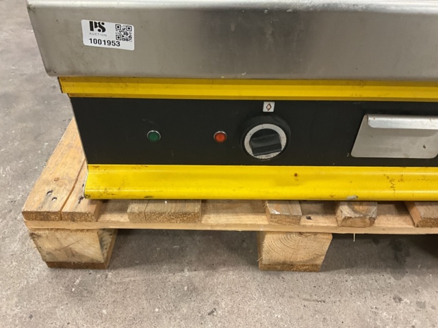 1001953-3 Roasting table Bench model