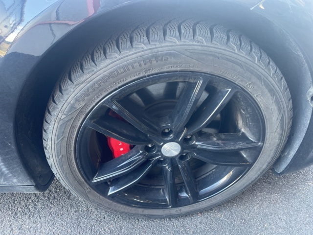 984329-15 Tesla Model S Performance - 2020