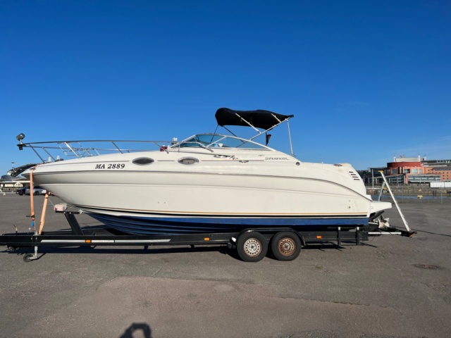 993525-1 Sea Ray 260 Sundancer - 2001 Mercruiser 5.7 incl Boat trailer