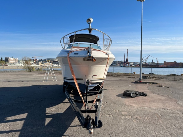 993525-5 Sea Ray 260 Sundancer - 2001 Mercruiser 5.7 incl Boat trailer