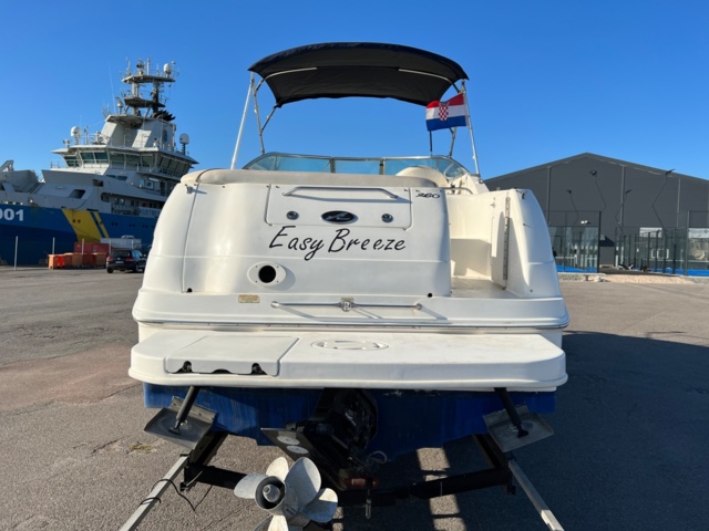 993525-8 Sea Ray 260 Sundancer - 2001 Mercruiser 5.7 incl Boat trailer