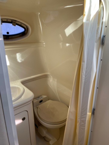 993525-29 Sea Ray 260 Sundancer - 2001 Mercruiser 5.7 incl Boat trailer