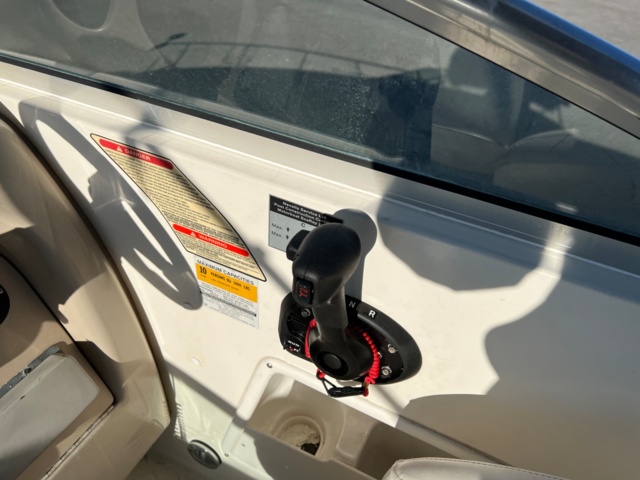 993525-45 Sea Ray 260 Sundancer - 2001 Mercruiser 5.7 incl Boat trailer