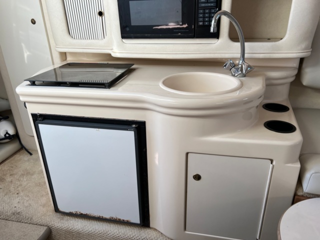 993525-56 Sea Ray 260 Sundancer - 2001 Mercruiser 5.7 incl Boat trailer