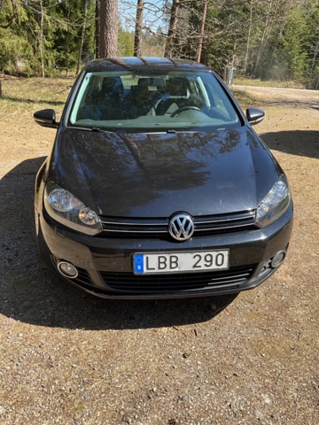 1001987-8 Volkswagen Golf 5-door 1.6 Multifuel - 2011