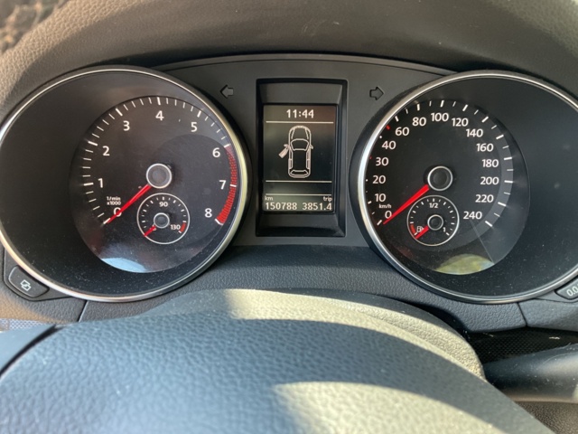 1001987-16 Volkswagen Golf 5-door 1.6 Multifuel - 2011