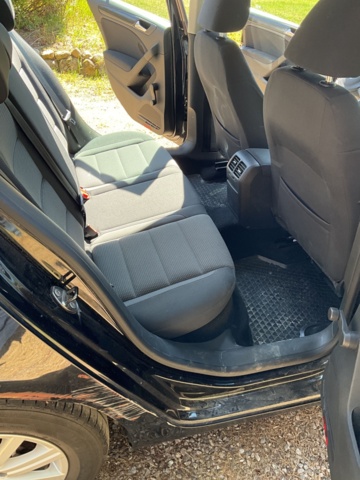 1001987-20 Volkswagen Golf 5-door 1.6 Multifuel - 2011