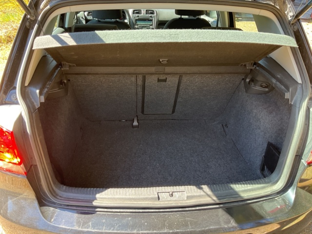 1001987-21 Volkswagen Golf 5-door 1.6 Multifuel - 2011