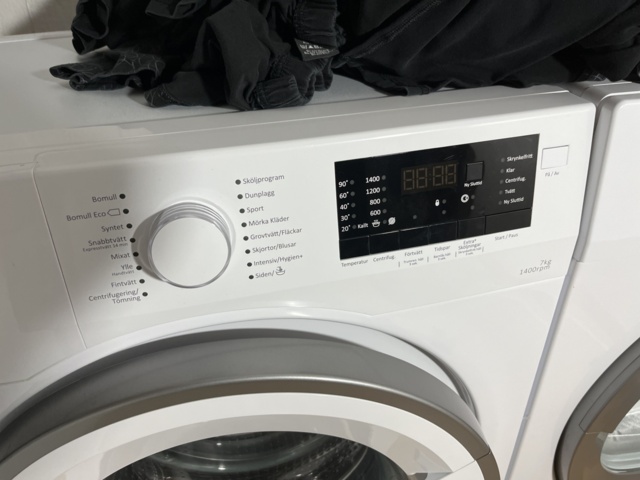 963300-4 Washing machine & dryer / Cylinda x Beko