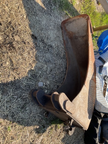 1001990-42 Hjulgrävare Volvo EW140  - 2000