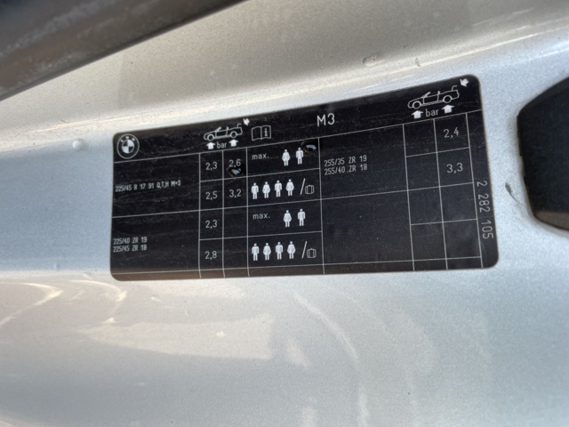 1023201-57 BMW M3 Convertible - 2001