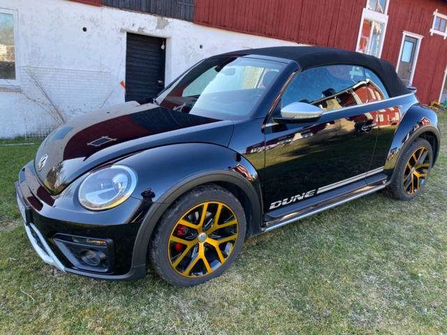 1025530-9 Volkswagen Beetle Cabriolet "Dune" 2.0 TSI - 2017
