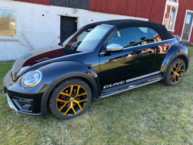 1025530-10 Volkswagen Beetle Cabriolet "Dune" 2.0 TSI - 2017