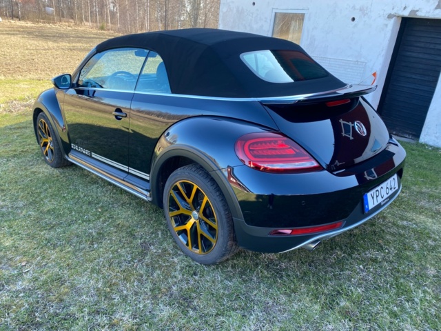 1025530-12 Volkswagen Beetle Cabriolet "Dune" 2.0 TSI - 2017