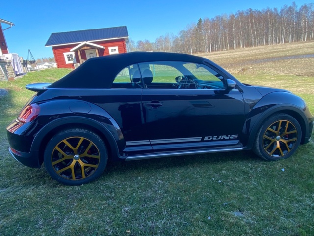 1025530-14 Volkswagen Beetle Cabriolet "Dune" 2.0 TSI - 2017