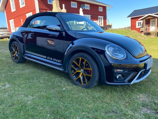1025530-13 Volkswagen Beetle Cabriolet "Dune" 2.0 TSI - 2017