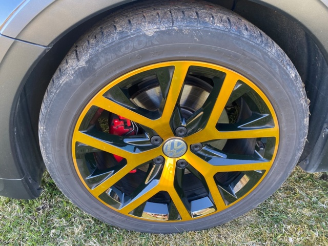 1025530-35 Volkswagen Beetle Cabriolet "Dune" 2.0 TSI - 2017