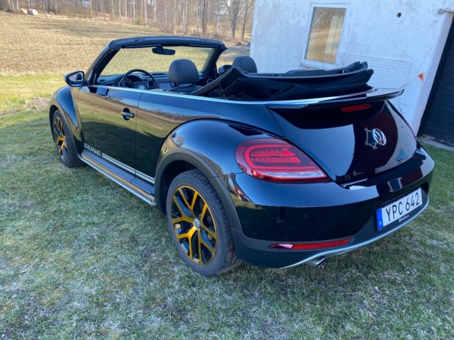 1025530-4 Volkswagen Beetle Cabriolet "Dune" 2.0 TSI - 2017