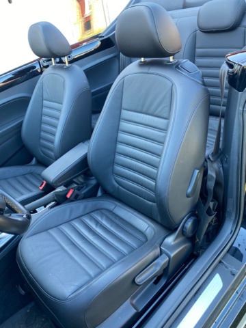 1025530-27 Volkswagen Beetle Cabriolet "Dune" 2.0 TSI - 2017