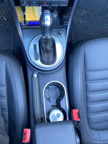 1025530-22 Volkswagen Beetle Cabriolet "Dune" 2.0 TSI - 2017